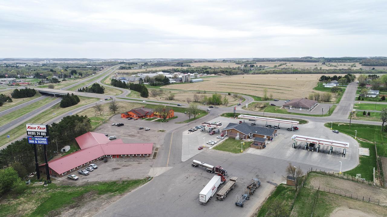 Bloomer Inn & Suites Zewnętrze zdjęcie