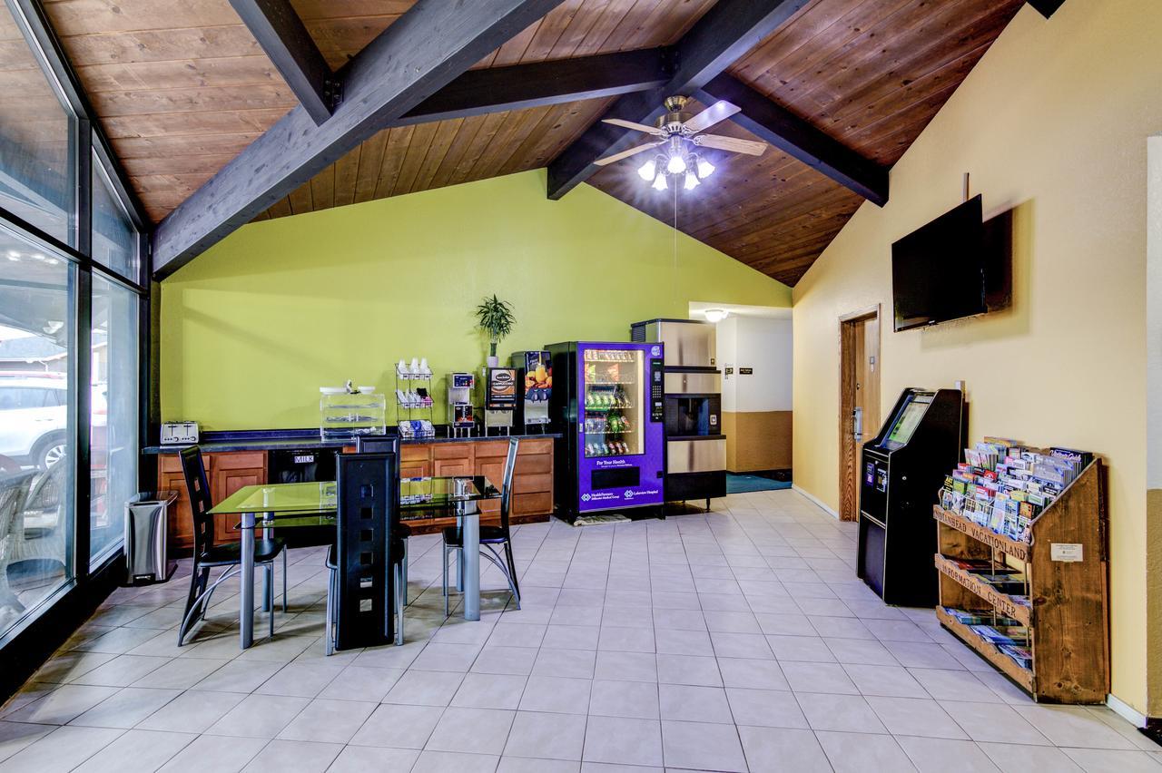 Bloomer Inn & Suites Zewnętrze zdjęcie