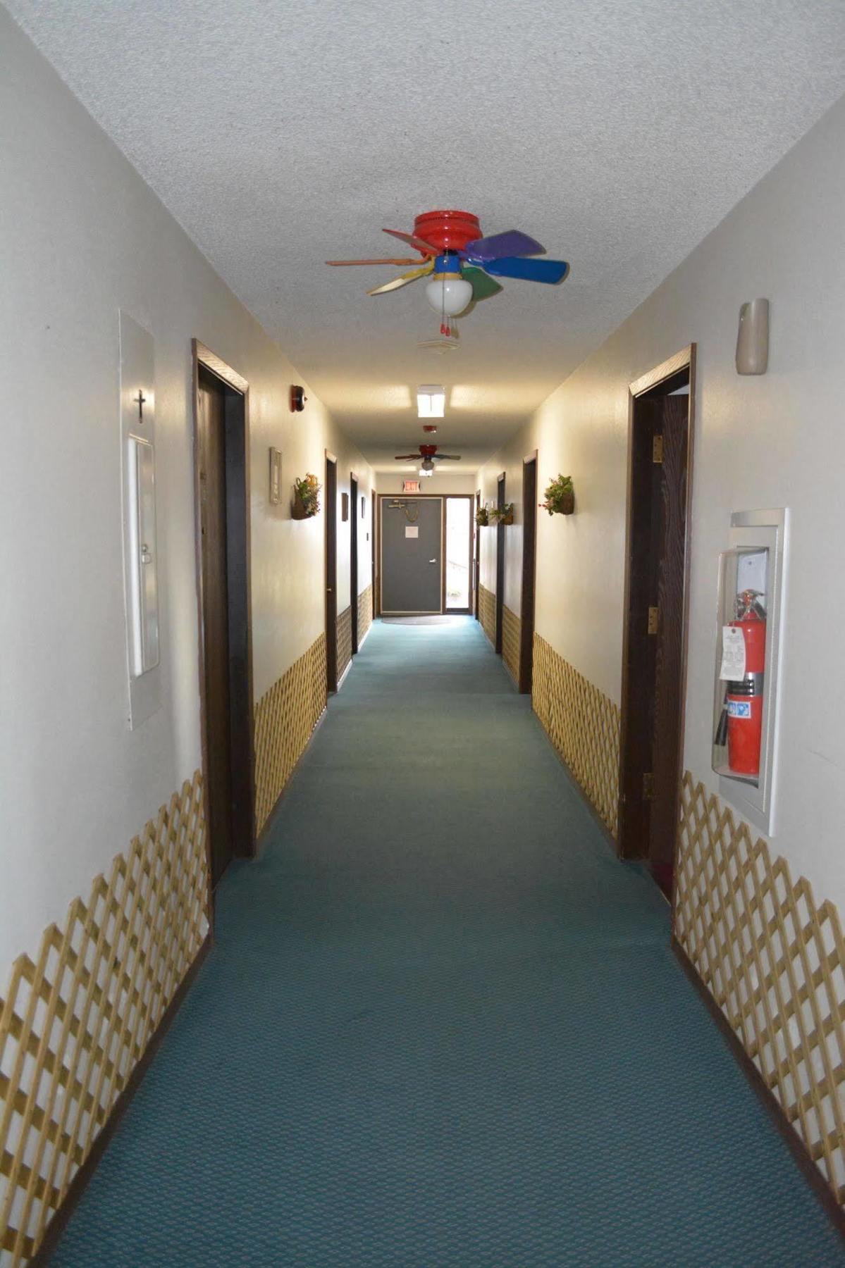 Bloomer Inn & Suites Zewnętrze zdjęcie