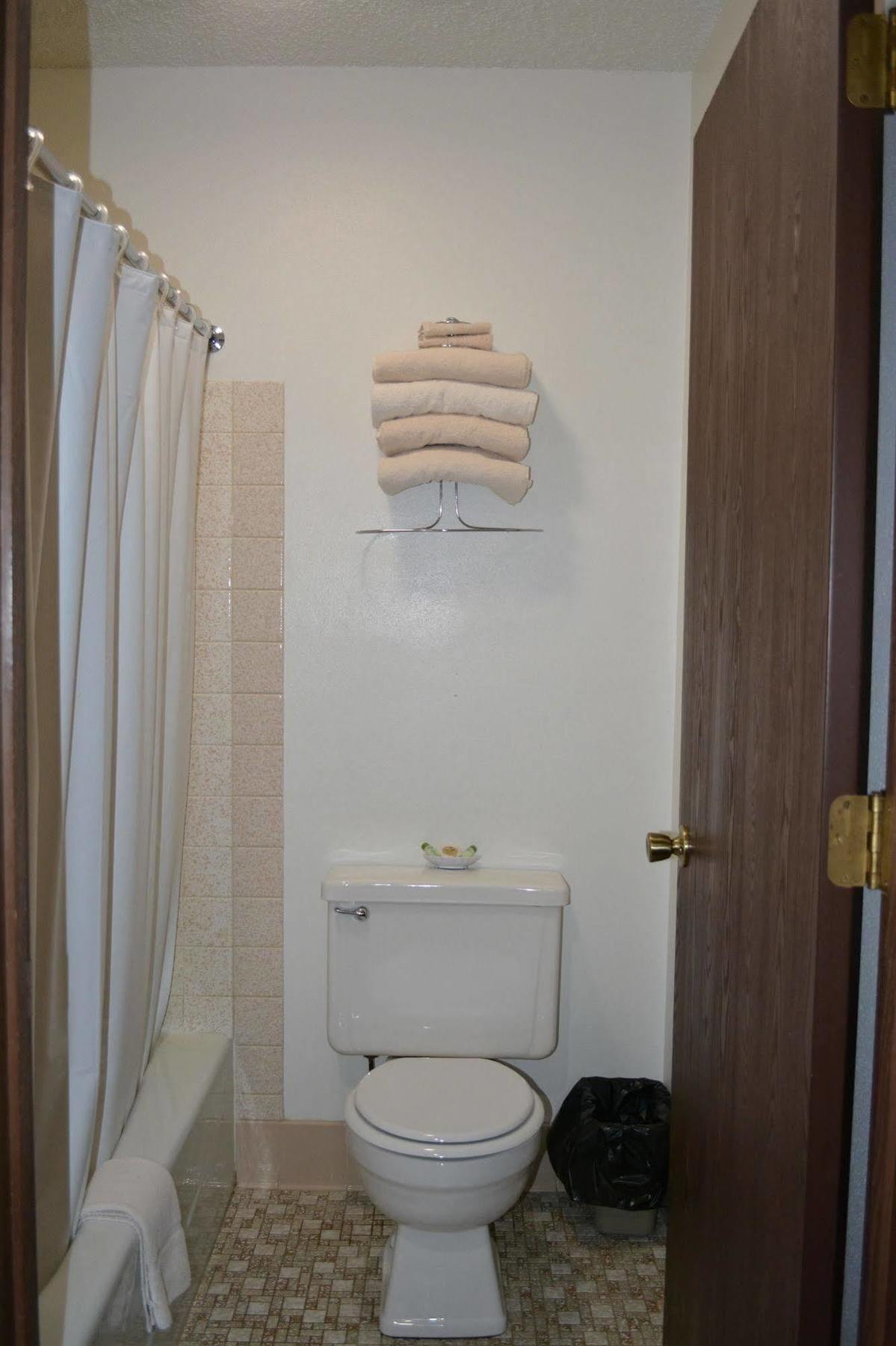 Bloomer Inn & Suites Zewnętrze zdjęcie