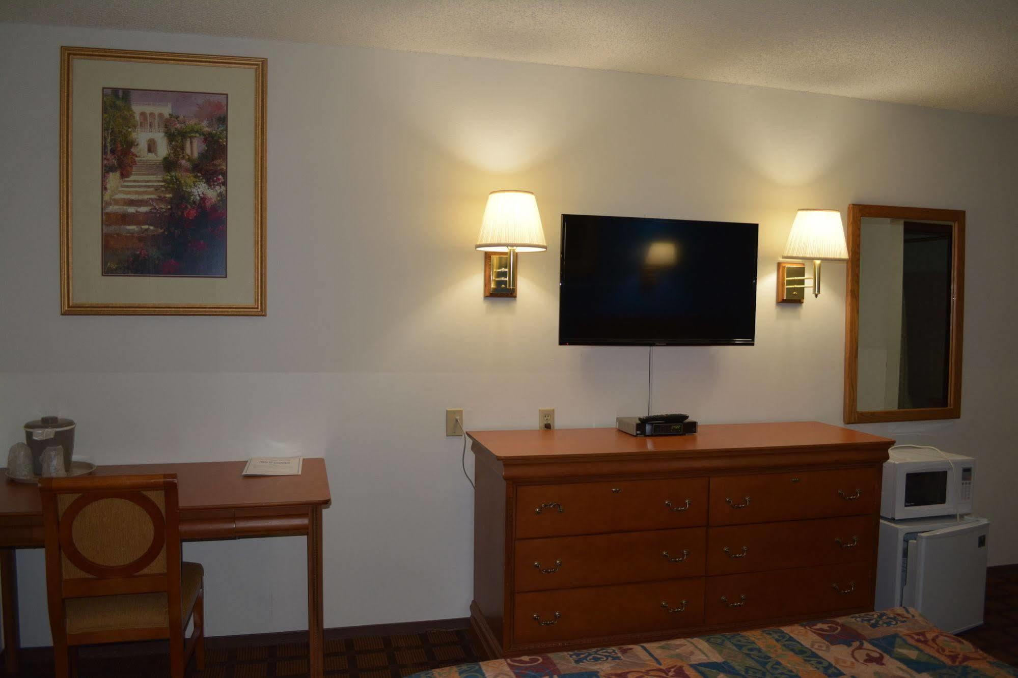 Bloomer Inn & Suites Zewnętrze zdjęcie