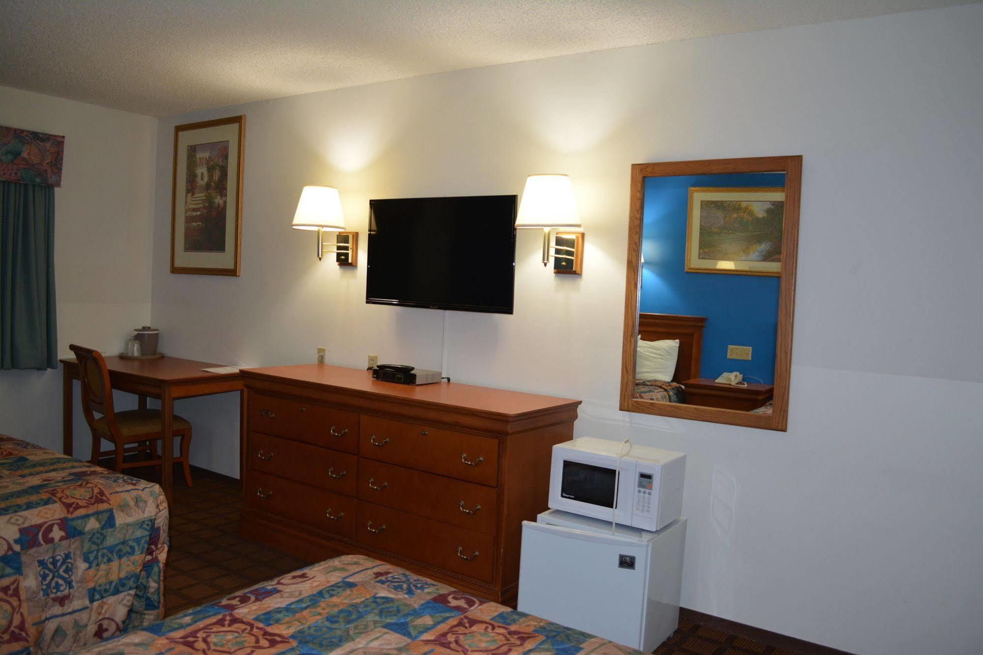 Bloomer Inn & Suites Zewnętrze zdjęcie